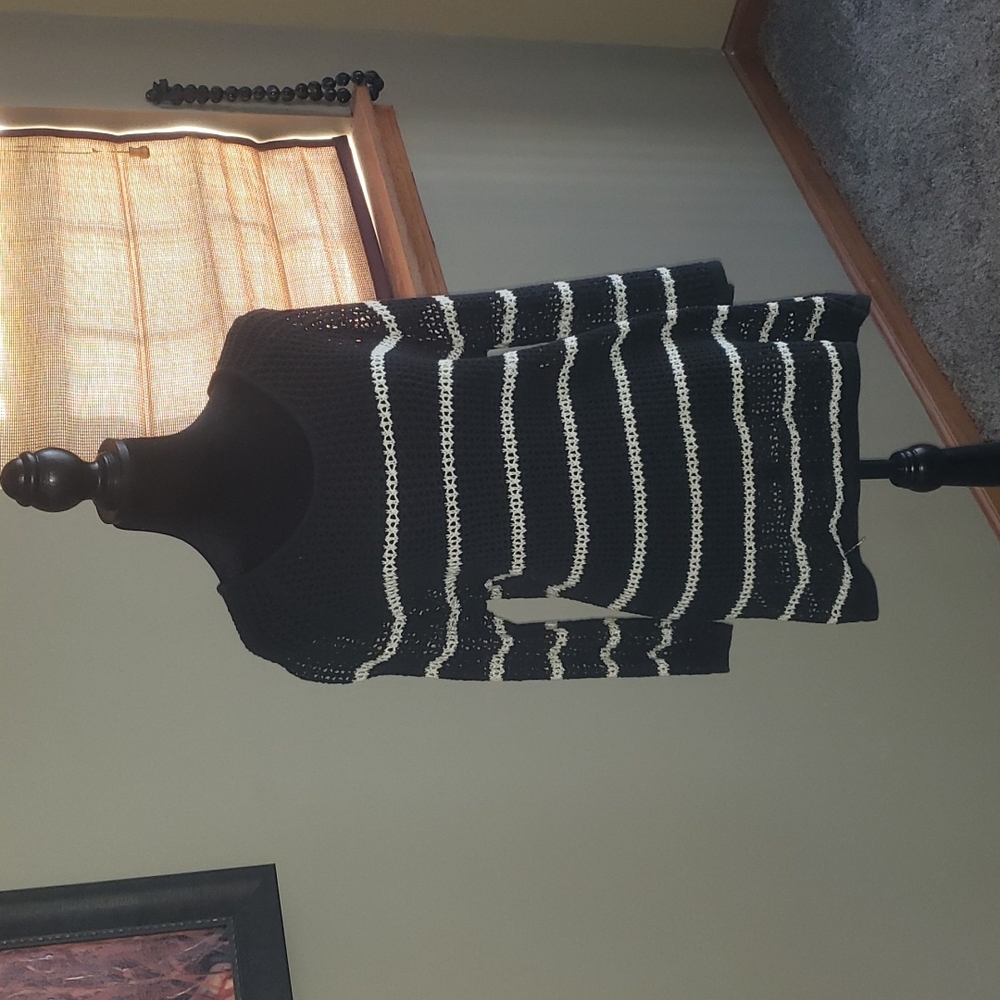 Cotton On Knit Wear black/White tunic open knit sweater size small